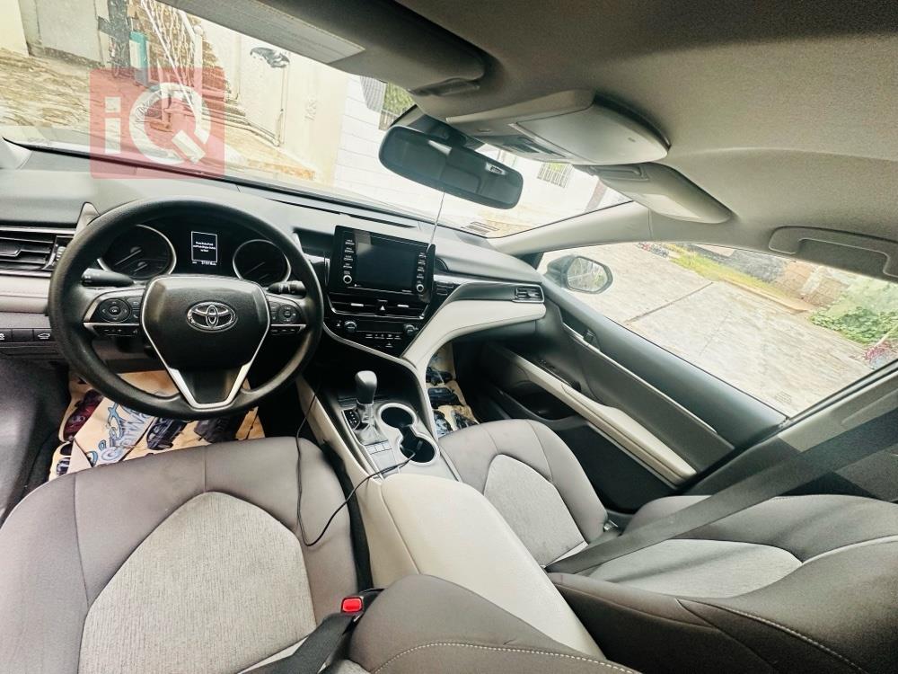 تۆیۆتا کامری